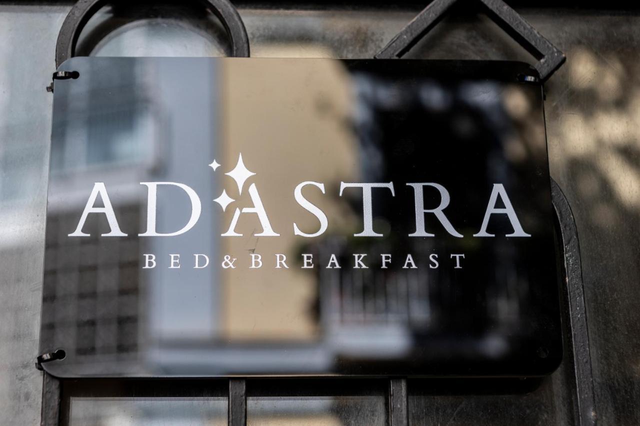 Adastra * Napels